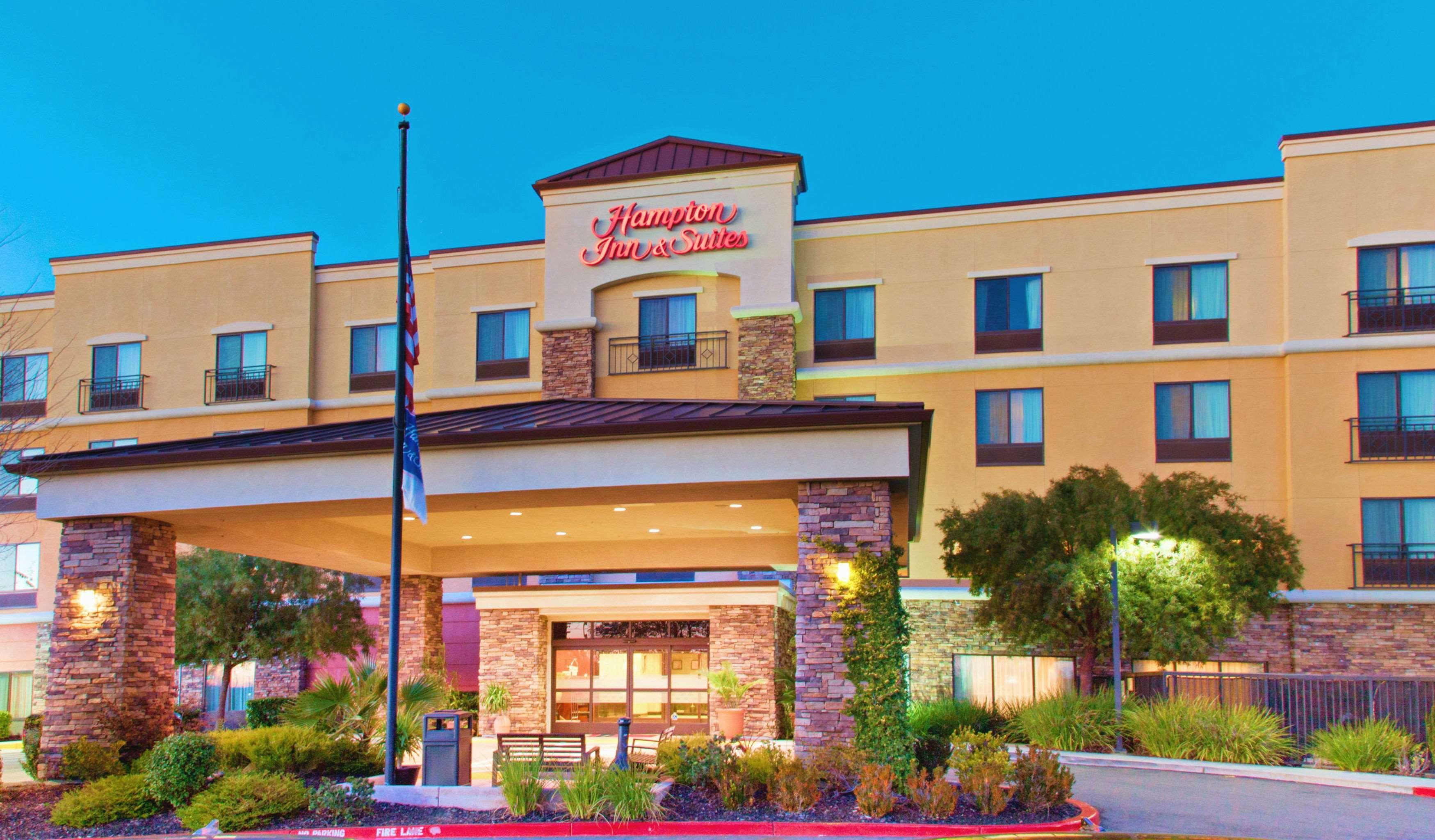 Hampton Inn & Suites Roseville Kültér fotó