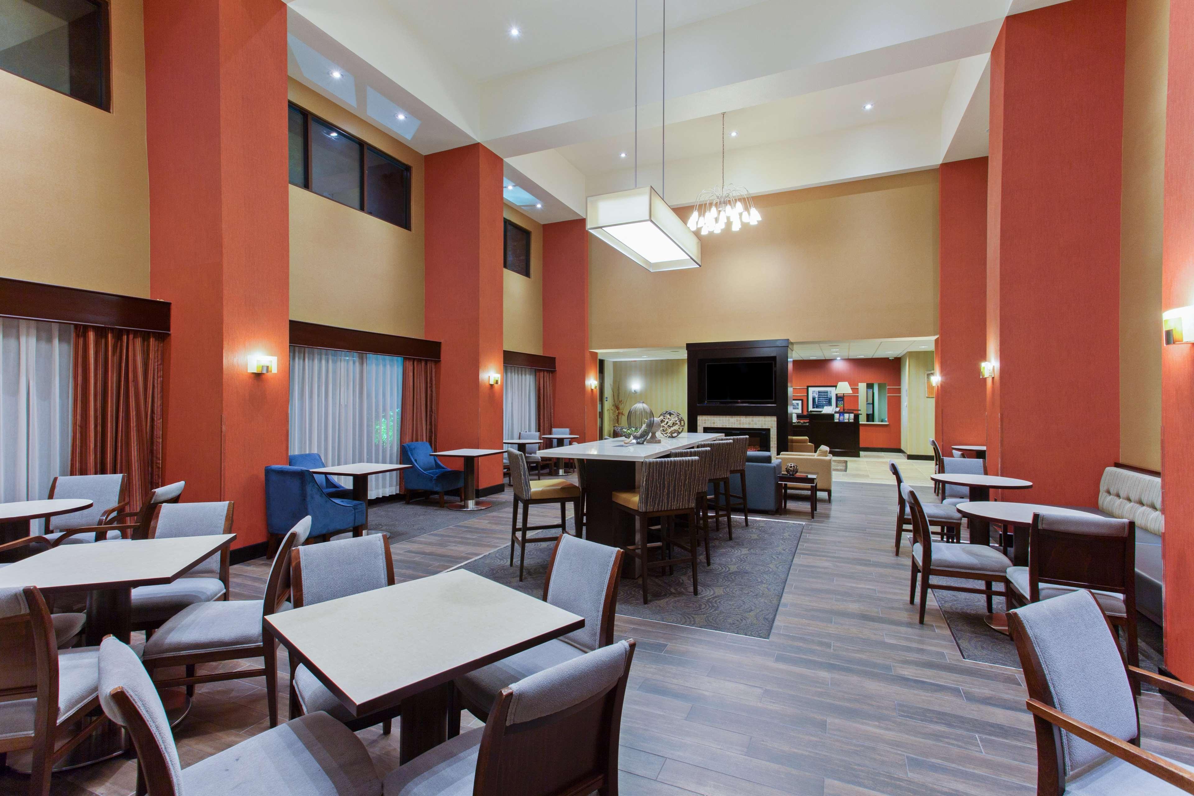 Hampton Inn & Suites Roseville Kültér fotó