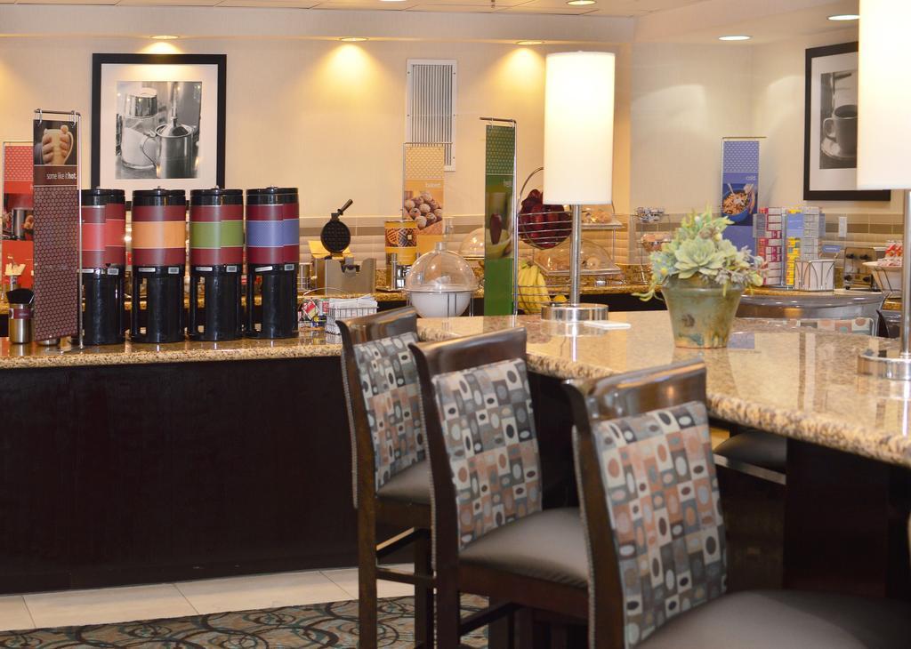 Hampton Inn & Suites Roseville Kültér fotó